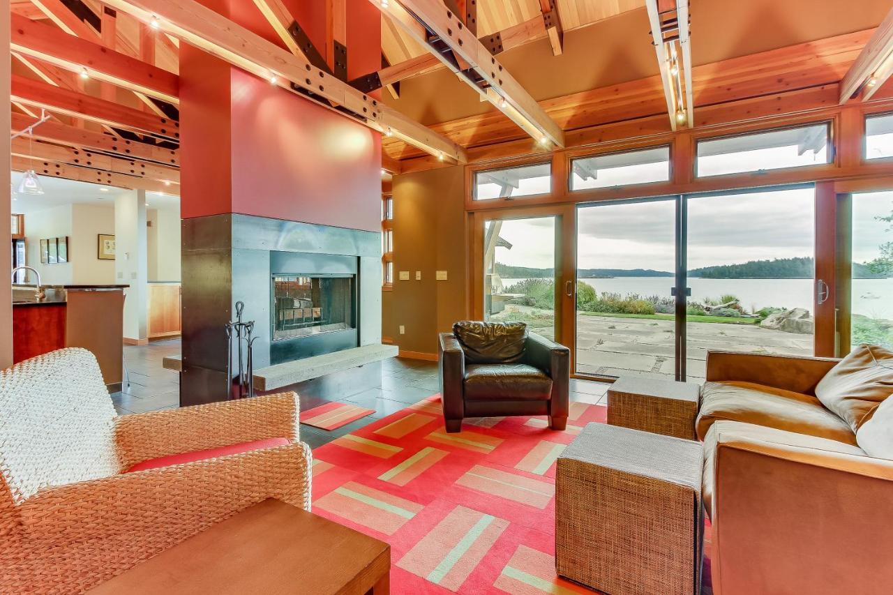 Вилла Fidalgo Island Waterfront Stunner Анакортс Экстерьер фото