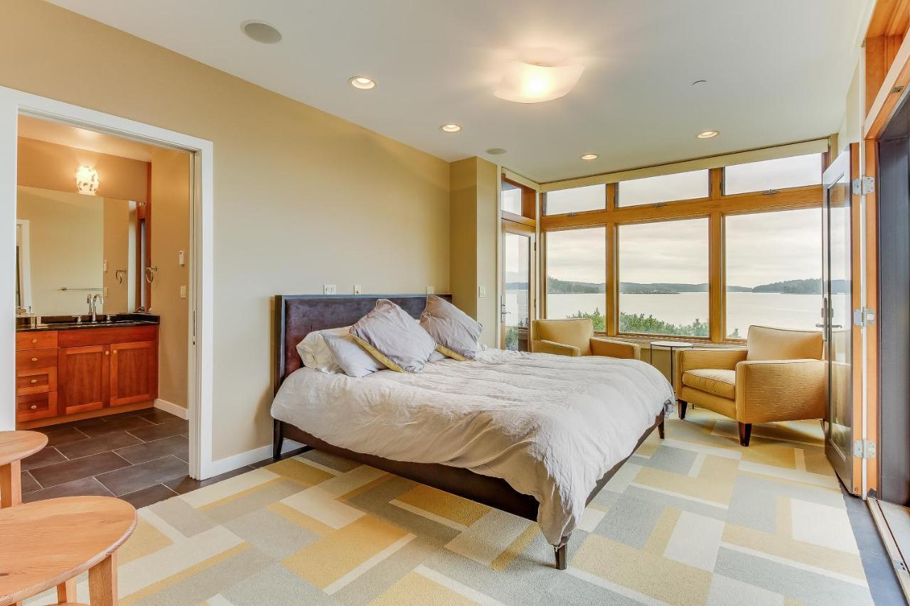 Вилла Fidalgo Island Waterfront Stunner Анакортс Экстерьер фото